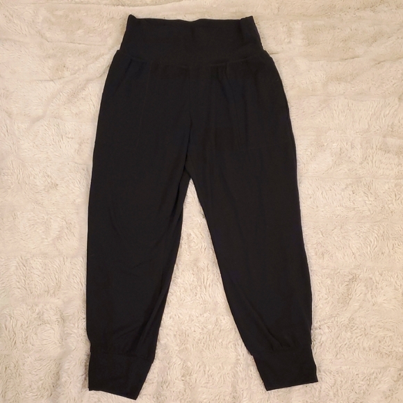Athleta Pants - Athleta Salutation Joggers In Powervita S Petite